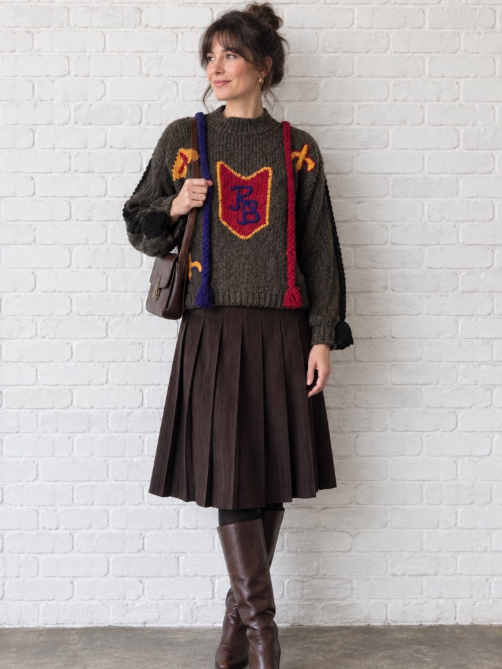 Vintage 80s Hand Knit Varsity Crest Sweater | Chunky Rugby Prep Grandpacore | M
